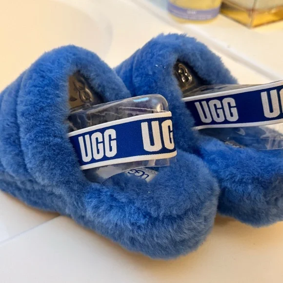 UGG Vibrant Blue Plush Slippers - Picture 4 of 5